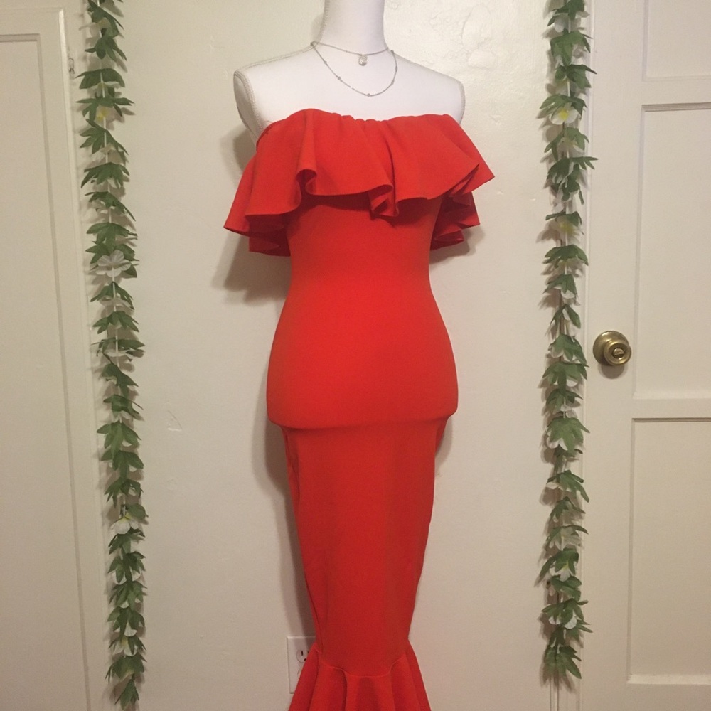 Off Shoulders Body-con Dress